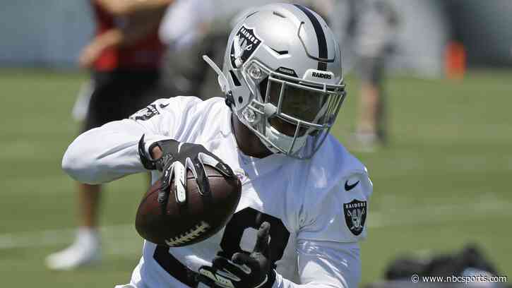 Report: Josh Jacobs won't report to camp without a new deal