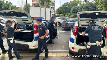 Auto in sosta selvaggia, bar e minimarket da incubo: fioccano multe a Centocelle