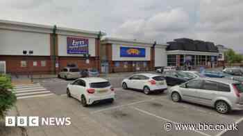 Meadowhall Retail Park: Suspected WW2 explosive device found