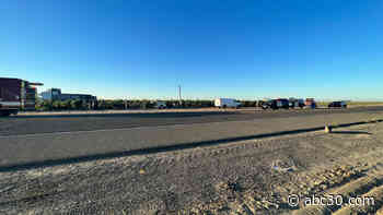 Woman killed in crash involving semi-truck in Fresno County, CHP says