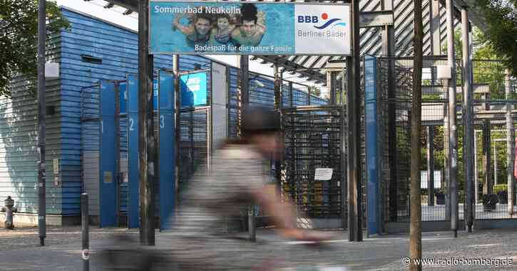 Schwimmen mit Ausweiskontrolle nach Gewalt in Freibädern