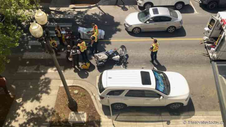Chilliwack RCMP motorcycle officer rear-ended, injured on Yale Road