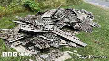 Asbestos dumped near Hull primary school entrance