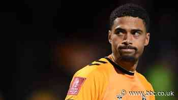 Reading sign U's striker Knibbs after embargo lifted