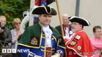 Town criers from around the world compete in Calne