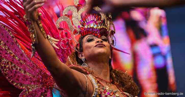 Samba-Festival bei Hitze mit Gästen aus aller Welt