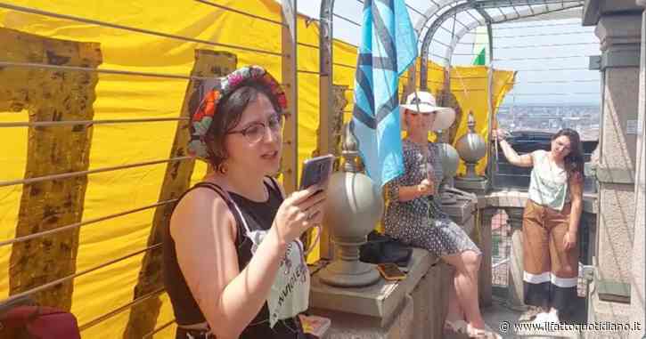 Torino, blitz degli ambientalisti di Extinction Rebellion sulla Mole Antonelliana. Esposto striscione: “Clima, agire ora”