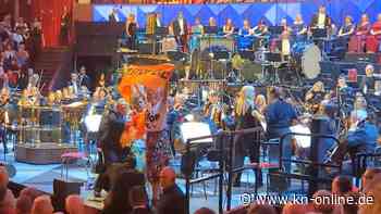 London: Klimaaktivisten von „Just Stop Oil“ stürmen BBC-Klassik-Konzert