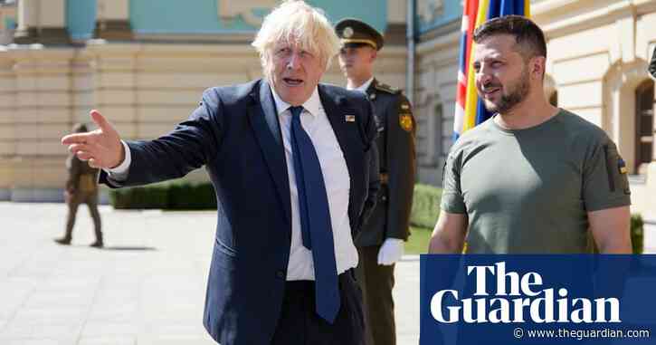 Boris Johnson criticises ‘mealy-mouthed’ Nato over Ukraine membership