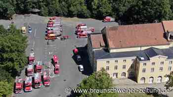Übung der Feuerwehr: Fiktiver Waldbrand bei Helmstedt