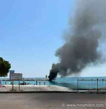 Un bateau en feu au port de Saint-Laurent-du-Var, la fumée visible de loin