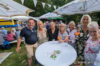 Vier Karnevalsvereine feiern Sommerfest zusammen