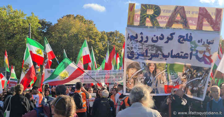 Iran, la Polizia morale torna sulle strade per punire le donne che non indossano correttamente il velo