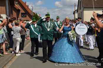 Lichtenau-Holtheim feiert Königspaar Dietmar und Tanja Ziegeler
