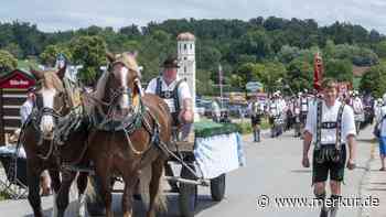 Unterhausen zeigt, wie Jubiläen gefeiert werden sollen: Das ganze Dorf auf den Beinen