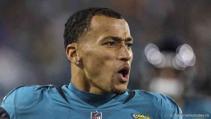 Evan Engram and the Jacksonville Jaguars agree to a 3-year, $41.25M deal, AP source says