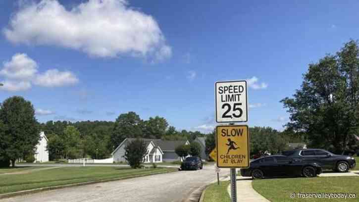 Georgia suspect in 4 killings shot and killed, 2 officers hurt durigng encounter, official says