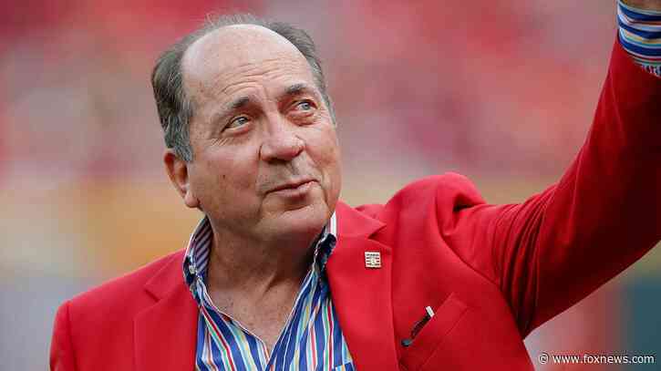 Johnny Bench apologizes for 'insensitive' comment at Reds ceremony