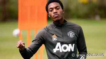 Deji Sotona: Doncaster Rovers sign forward on two-year deal