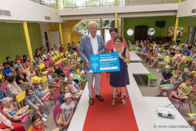 Vrije Basisschool Berchem-Kwaremont krijgt 850 euro om Kluisbergen mee proper te maken