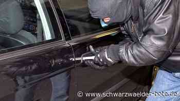 Autoknacker bei Althengstett: Unbekannte machen sich an Fahrzeugen zu schaffen