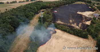 Kreis Bamberg: Getreidefeld in Flammen - rund 80 Feuerwehrkräfte im Einsatz