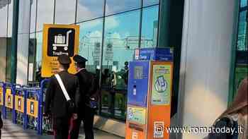 In attesa del volo rubano profumi e stecche di sigarette al duty free dell'aeroporto