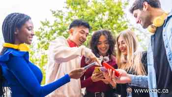 Some young Canadians would rather die earlier or not have sex than lose social media, study shows