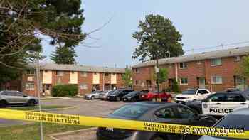 2 alleged shooters, bystander injured in daytime Scarborough gunfire: Toronto police