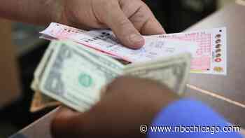 After no jackpot winners, Powerball grows to $900M ahead of next drawing