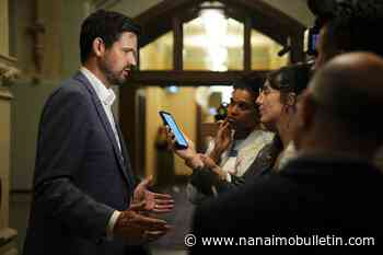 As immigration debate rages on, new report makes case for more newcomers