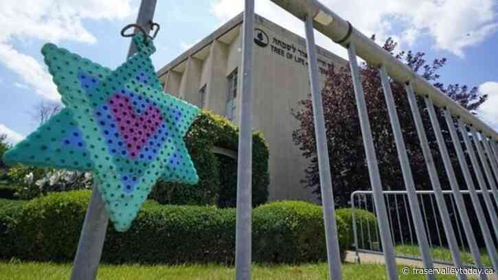 Jurors weighing fate of Pittsburgh synagogue killer hear of the devastation he left behind