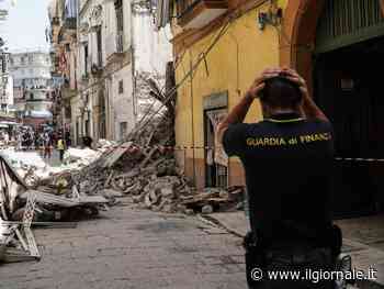 "Crollo colposo": primi indagati per il palazzo collassato a Torre del Greco