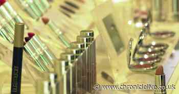 Deadly Thyroid cancer's 'silent symptom' could be spotted after trying new make-up