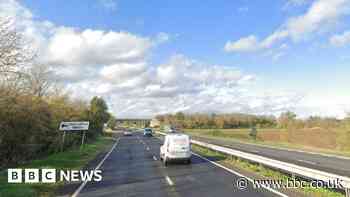 Hemingford Abbots: Man dies in crash involving three vehicles