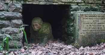 Ghost of girl drowned in mining disaster appears near own memorial