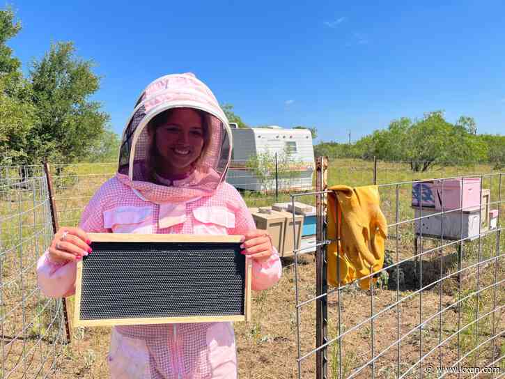 Lockhart teenage beekeeper earns $11,000 grant