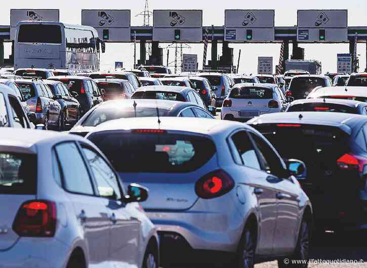 Esodo estivo, 20 milioni di italiani in viaggio. Ecco le giornate da bollino rosso