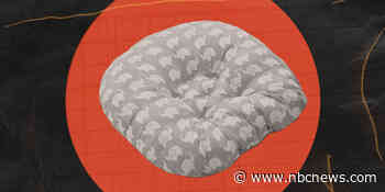 Lawmakers call for U.S. to 'eliminate' infant loungers after babies died