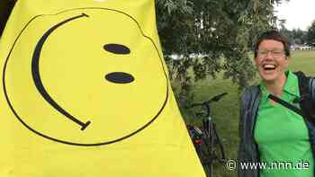 Die Frau, die immer lacht: Eine Stunde Lachyoga bei Heide Lindemann