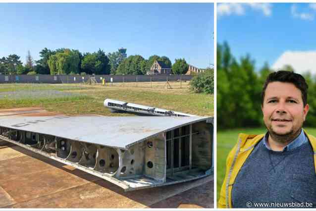 Staart van iconische C-130 wordt monument onder start- en landingsbaan: “Er moest absoluut een aandenken in ons dorp komen”