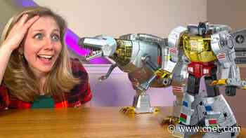 A Dream Robot That Bites: Transformers Grimlock T-Rex Auto-Transforms With Voice Commands     - CNET