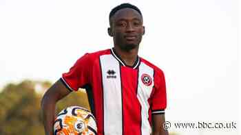 Benie Traore: Sheffield United sign Hacken forward for undisclosed fee