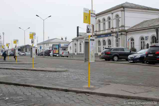 Parket eist 30 maanden cel tegen man (43) die tienermeisjes aanspreekt en voorstellen doet: “Hij voelde zich alleen op de wereld en was op zoek naar nieuwe vriendschappen”