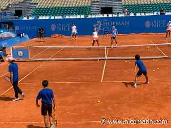 Des jeunes fans de tennis ont échangé des balles avec les stars de la Hopman Cup à Nice