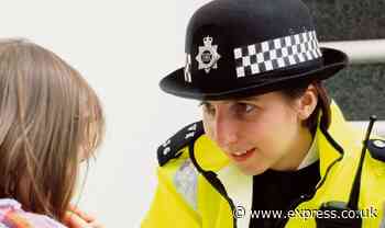 Mum 'shocked' when police turn up at door after child 'gave someone the finger'