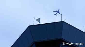 Shortage of air traffic controllers causing delays, cancellations in Canadian airports