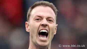 Jonny Evans: NI defender returns to Man Utd on short-term contract