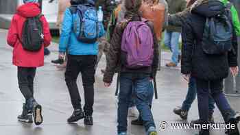 Bub (14) begrapscht Mädchen (11) an der Mittelschule Ebersberg