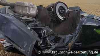 Schwerer Unfall im Kreis Peine: Auto überschlägt sich auf B65